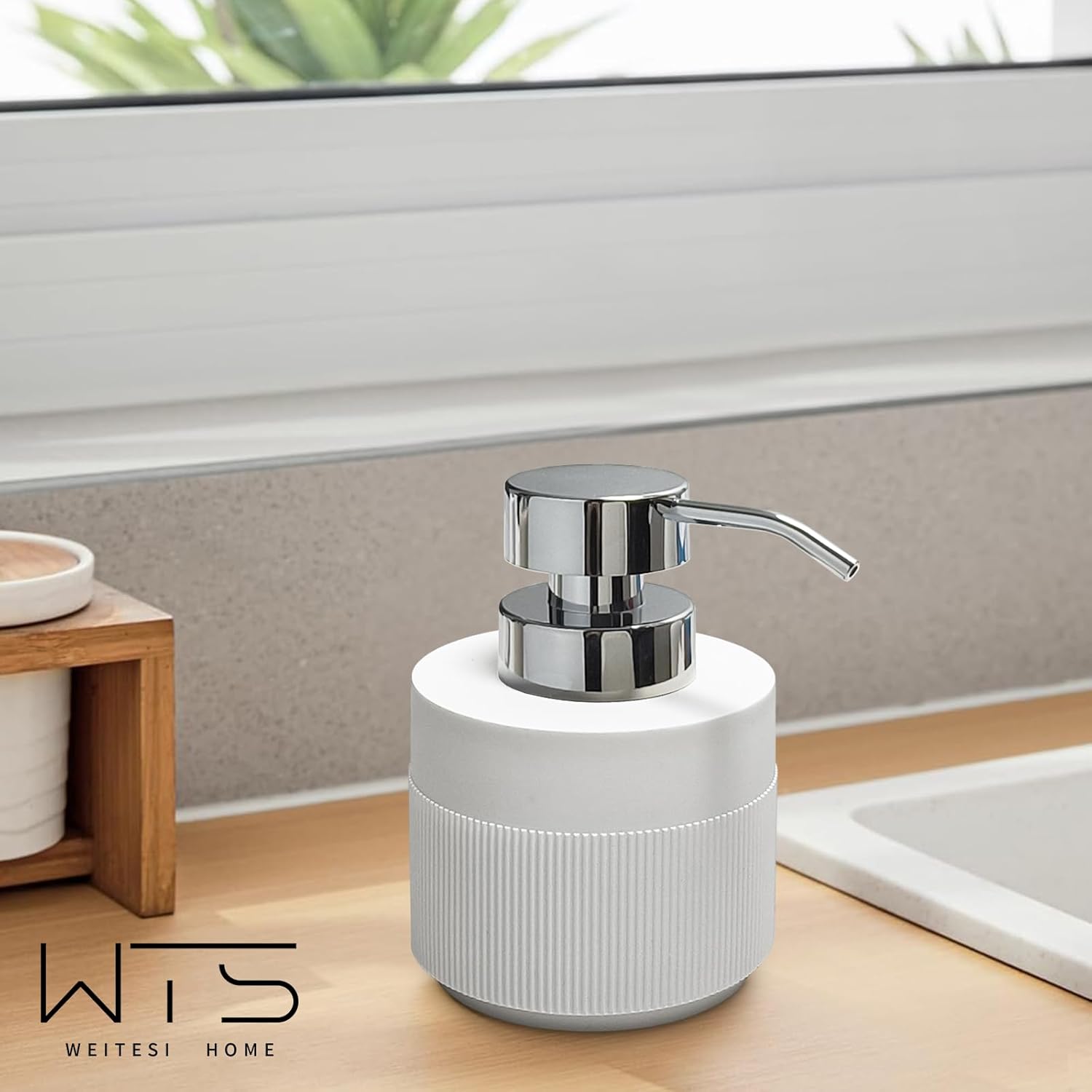 Resin Soap Dispenser for Bathroom, Hand Lotion Liquid Dispenser Easy-to-Press with Reusable Plastic Pump for Shampoo Bathroom Kitchen Countertop Anti-Slip Rust-Proof 12.5 oz White