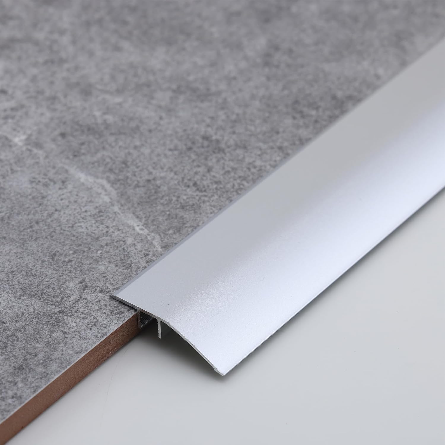 Gaahing Aluminum Floor Transition Threshold Strip, Bridge The Height Gap Between 0.2 to 0.5 inches for Doorway Ramp Tiles Laminate Planks (2Pcs x 35.4in x 1.7in, Matte Silver)