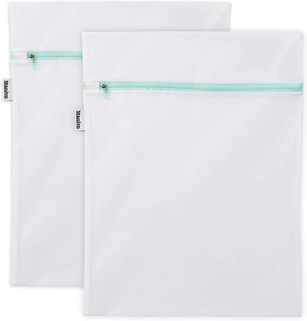 Mesh Laundry Bag for Delicates, Wash Bag for Underwear and Lingerie, Makeup Organizer Bag (2 Medium)