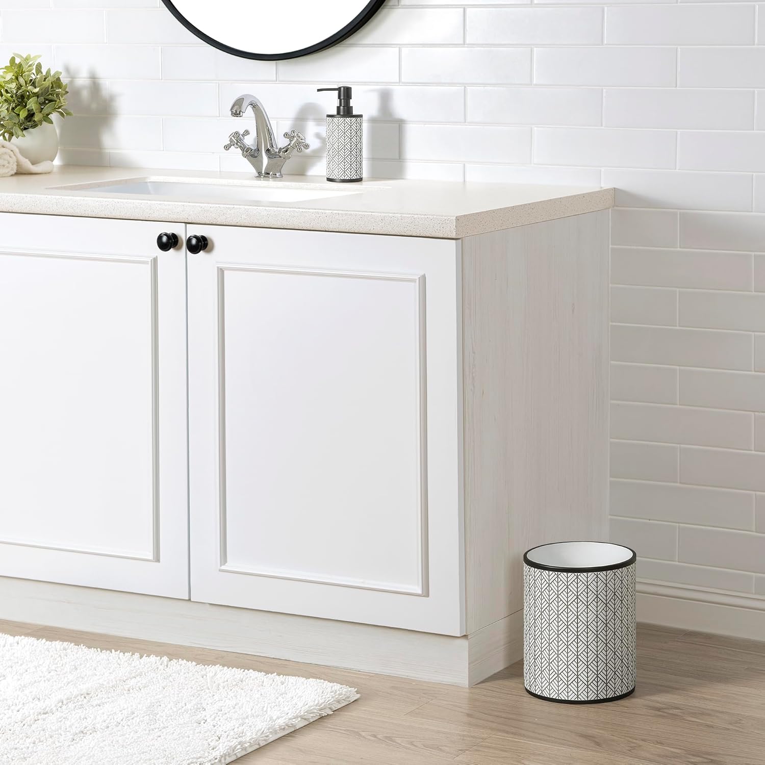 Allure Home Creation Shelby Resin Grey Multicolored Wastebasket Trash Can, Compact Size, 1.74 Gallons