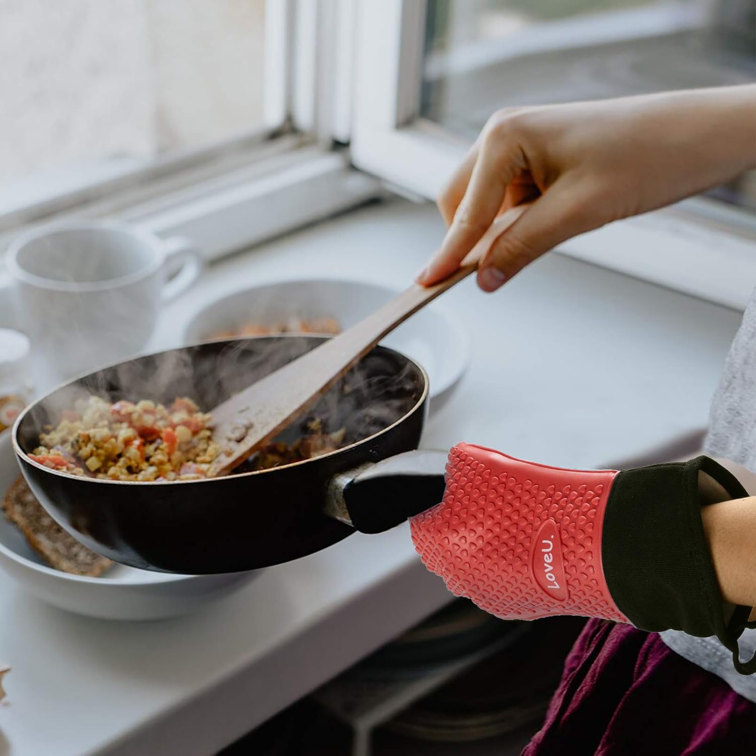 Kitchen Oven Gloves - Dual-Layer Heat Resistant Grilling Gloves, Silicone Oven Mitts with 5 Fingers, Waterproof Non-Slip Pot Holder for Barbecue, Cooking, Baking (Red, Long)