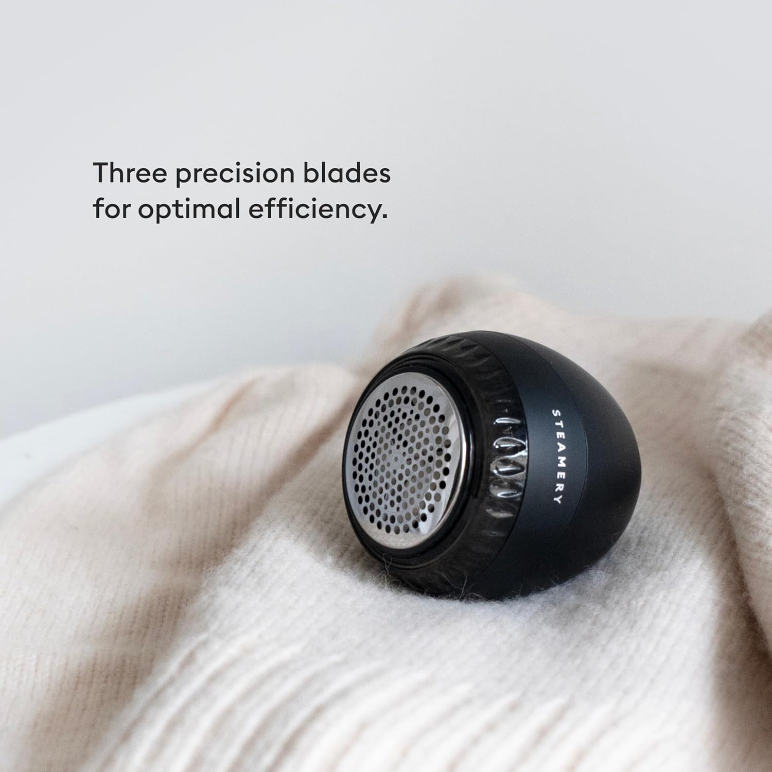 Steamery Fabric Shaver Pilo 1, Lint Remover for Pills and Bobbles, 5W, Portable, Rechargeable, Ergonomic, Scandinavian Design, Black