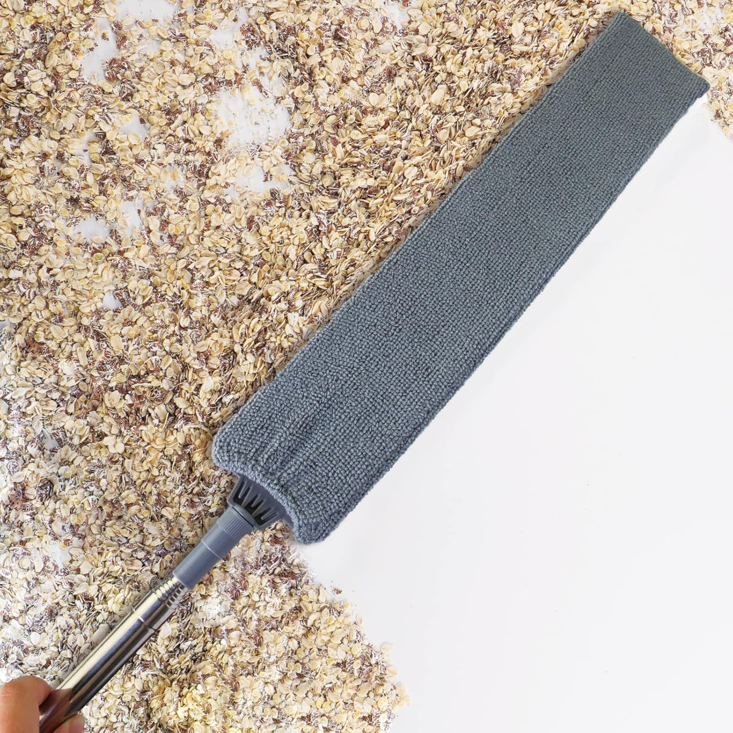 Retractable Gap Dust Cleaner with Extension Pole, Cleaning Tools with 3 Microfiber Dusting Cloths, Extendable Long Handle Duster for Cleaning Under Refrigerator Furniture Appliance
