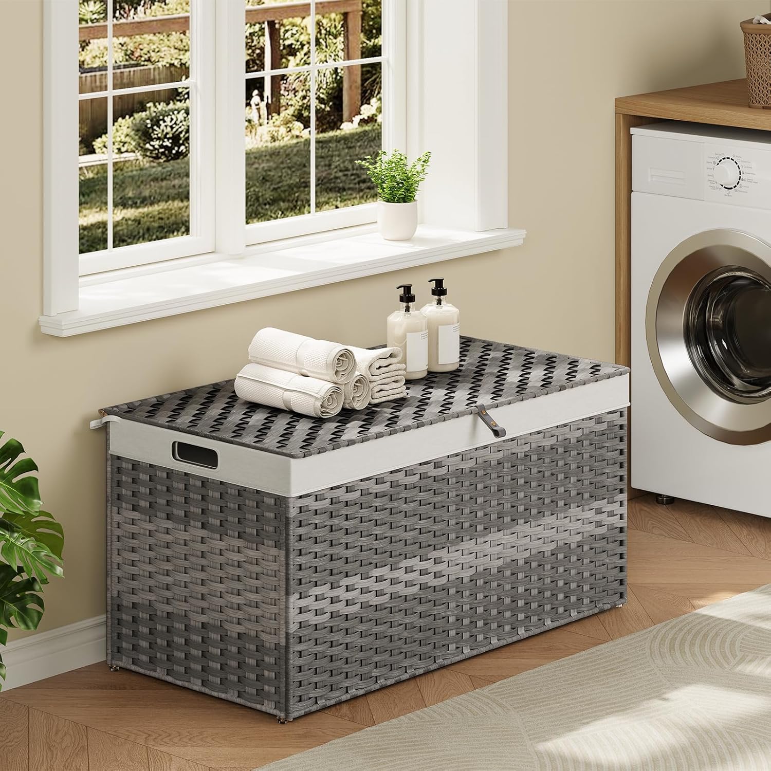 HOOBRO Storage Basket with Lid, 52.8 Gallon (200L) Wicker Basket, Handwoven Blanket Storage Basket with Handles, Metal Frame and Soft Lining, Foldable for Bedroom, Laundry Room, Gray GY220CW01