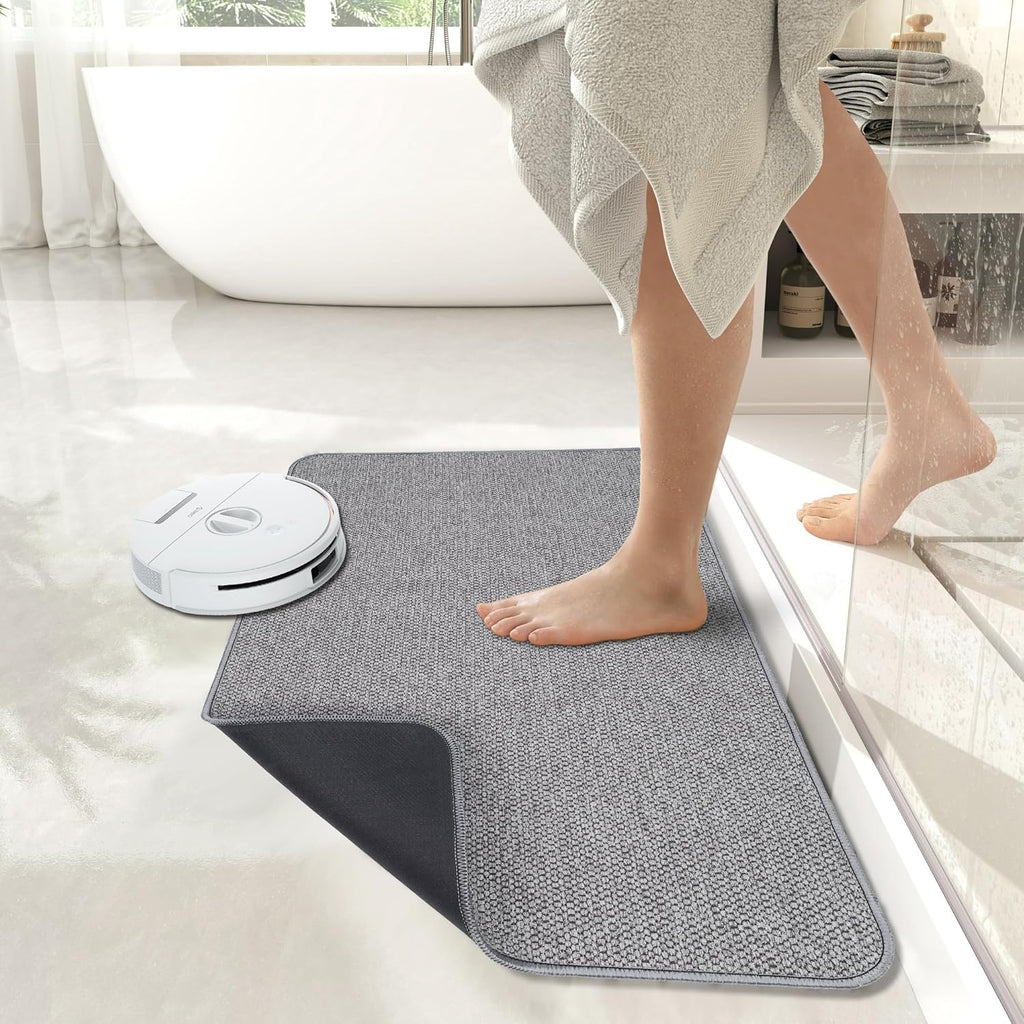 Bath Mat,Ultra Thin Bathroom Runner Rugs,Large Bath Mats for Bathroom,Quick Dry,Non-Slip,Machine Washable,Low Pile,Bath Rug,Shower Outside,Sink,Home Decor Accessories.Grey,1'5"x2'11"（17x35inch）