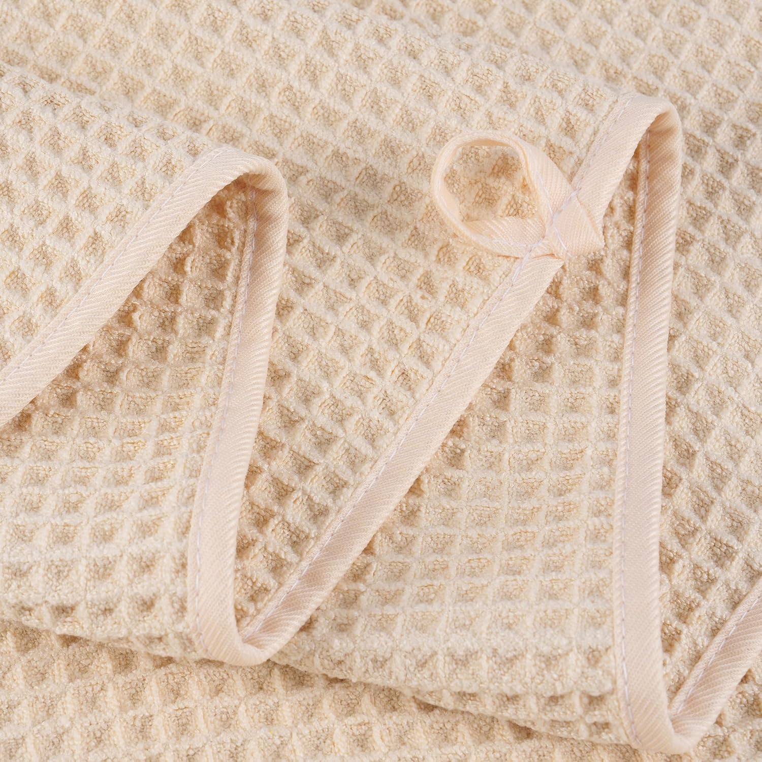 POLYTE Microfiber Oversize Quick Dry Lint Free Bath Towel, 60 x 30 in, 4 Pack (Waffle Weave)